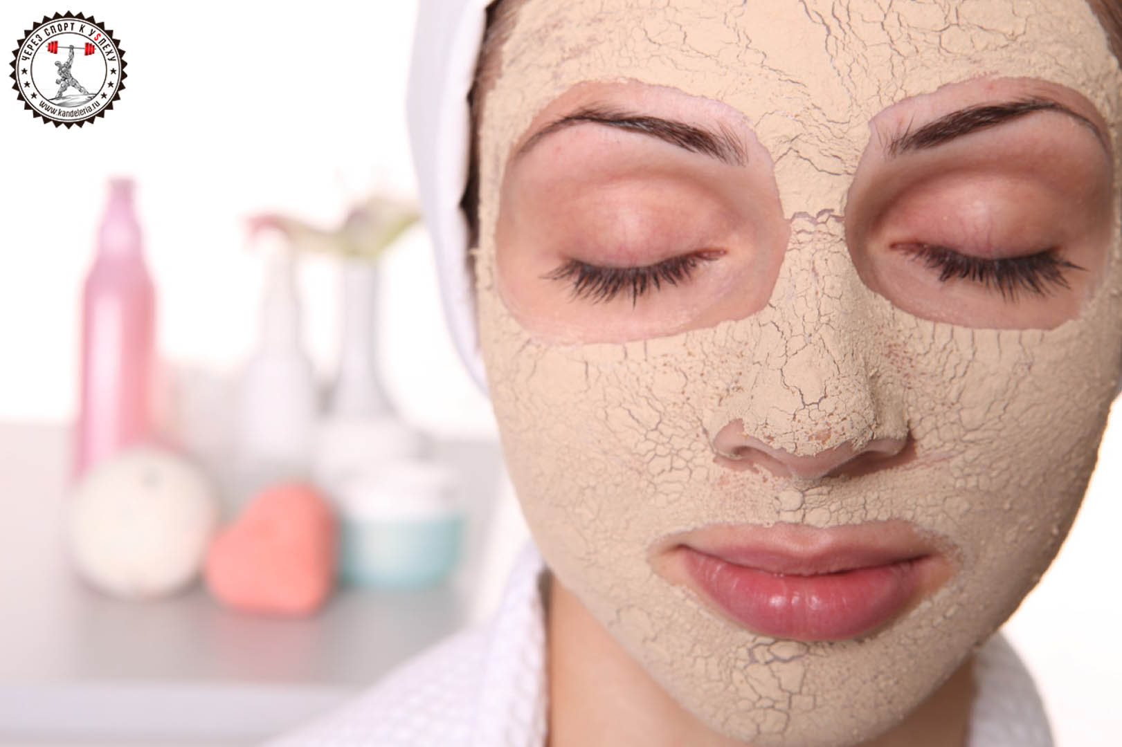 Корзина для рукоделия из ткани Корзина для рукоделия из ткани